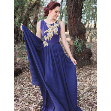 Unique A-line Sleeveless Chiffon Appliques Bridesmaid dresses With Pleats, BD0524